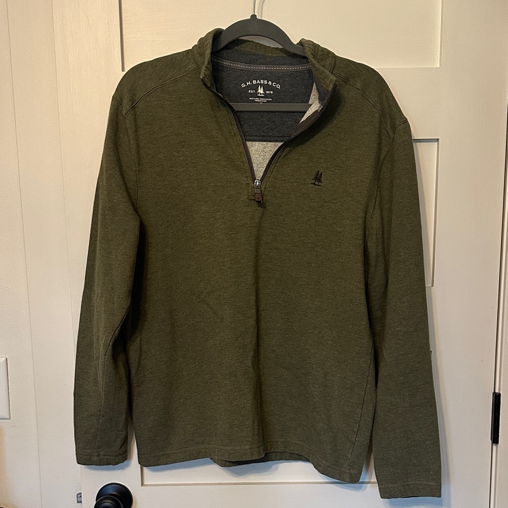 G.H. Bass & Co. Men's Olive Green Half-Zip Sweater